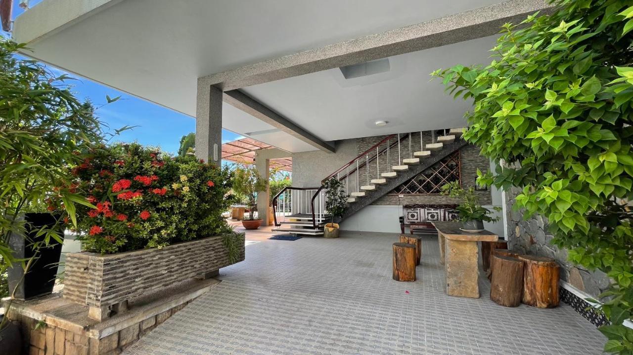 Ananas Beach Hotel Vung Tau Extérieur photo
