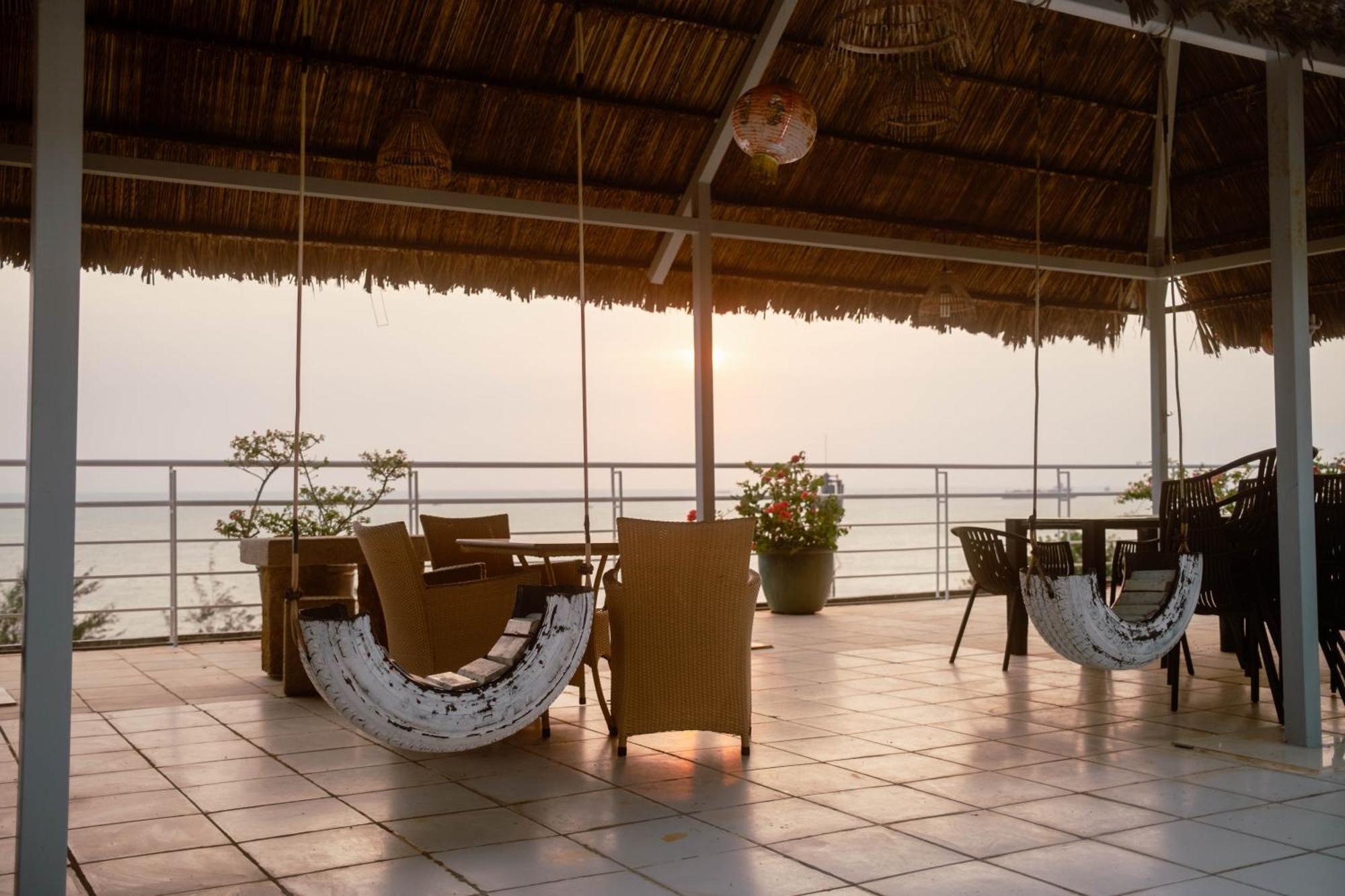 Ananas Beach Hotel Vung Tau Extérieur photo