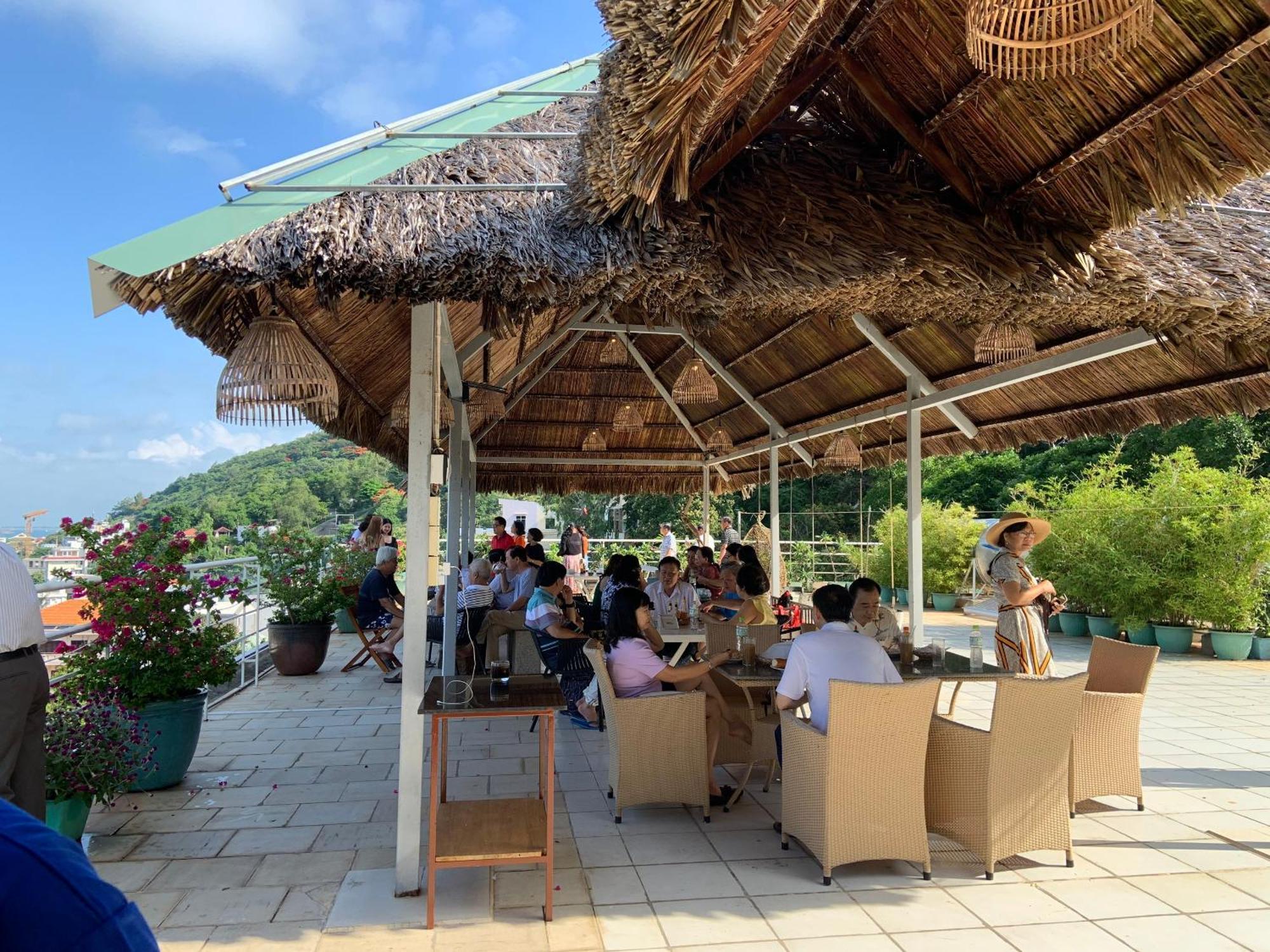 Ananas Beach Hotel Vung Tau Extérieur photo