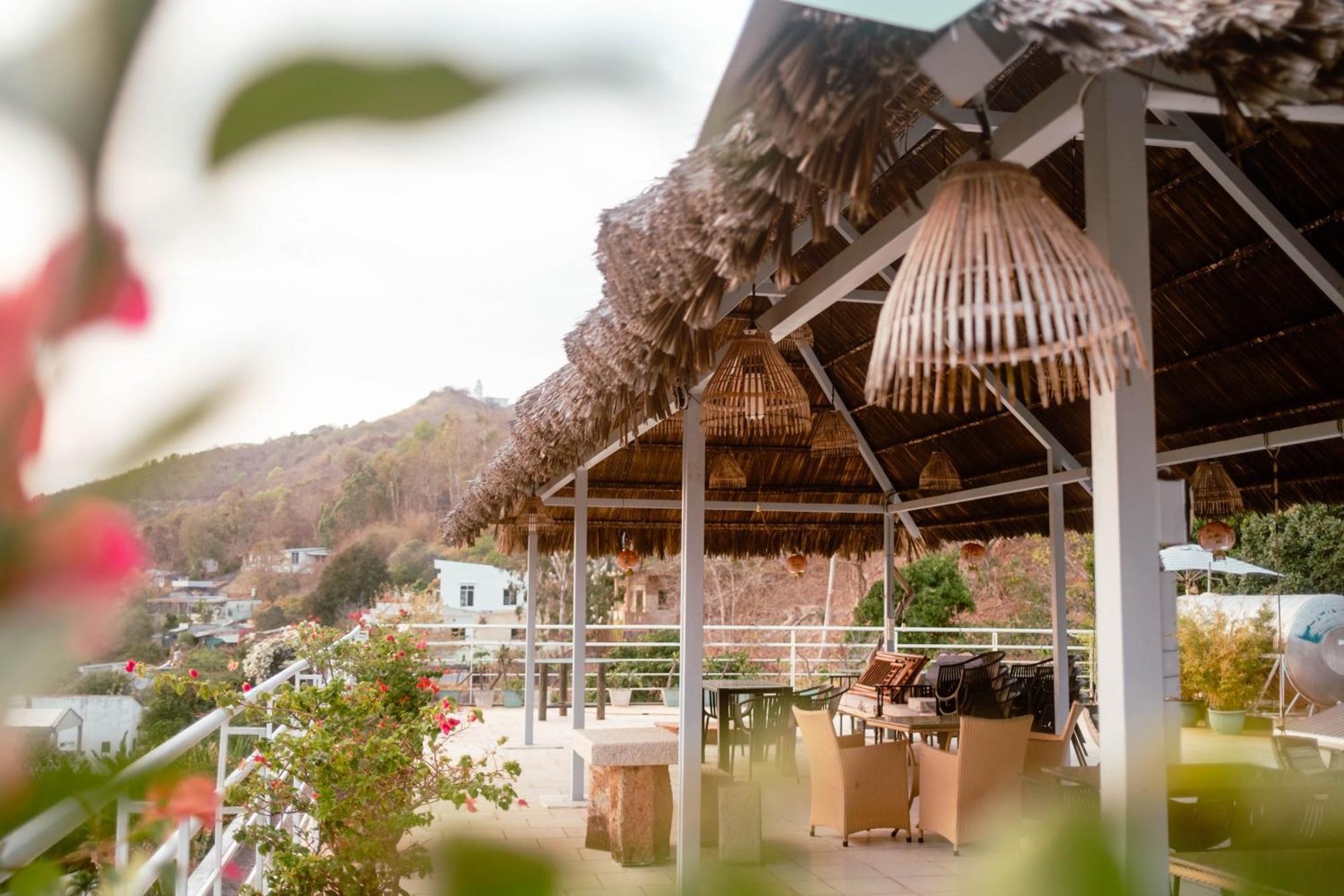 Ananas Beach Hotel Vung Tau Extérieur photo