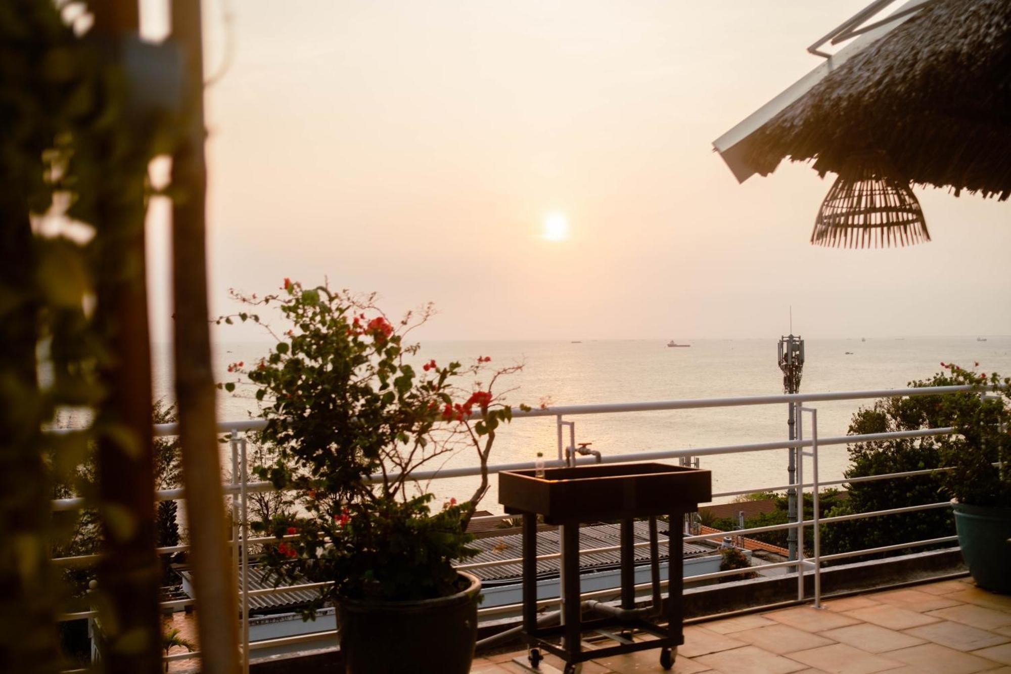 Ananas Beach Hotel Vung Tau Extérieur photo